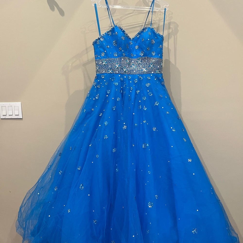 Mori lee prom/ sweet 16 ballgown size 11 altered